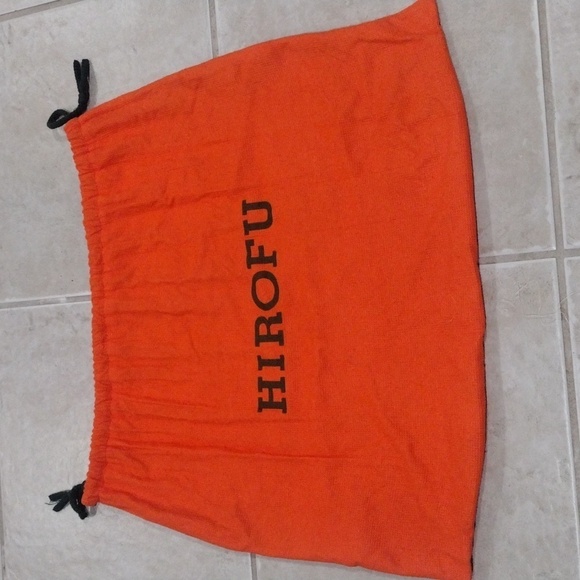 Hirofu Red Blood Orange Medium Drawstring Storage Dust Bag Sized 15.5 x 19-inch - Picture 4 of 6